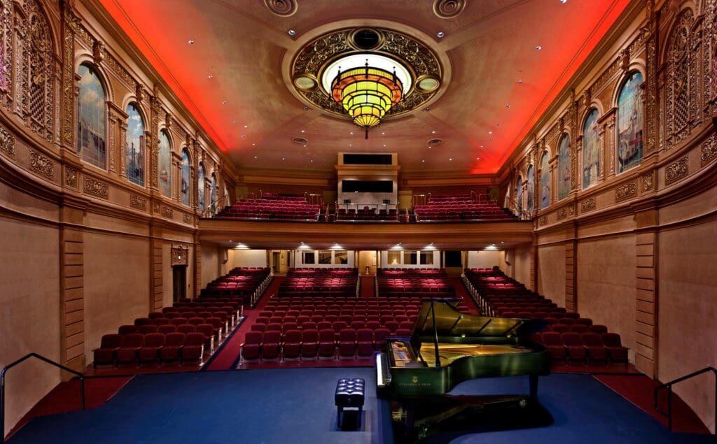 Theatre for Rent: Choosing the Right Venue for Your Event